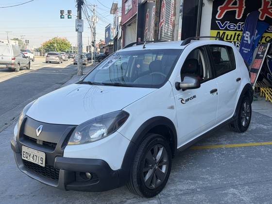 RENAULT SANDERO 1.6 STEPWAY 16V FLEX 4P MANUAL